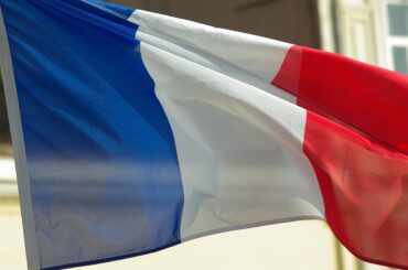 Guide on How to Get a Work Visa for France